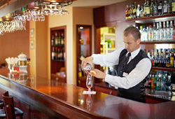 Hotel GEOVITA Dabki Bar