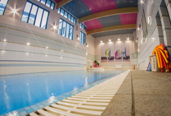 Hotel RYBNICZANKA Swinemünde Schwimmbad